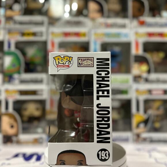 NBA Chicago Bulls Michael Jordan Rookie Season Funko Pop! - Picture 2 of 6